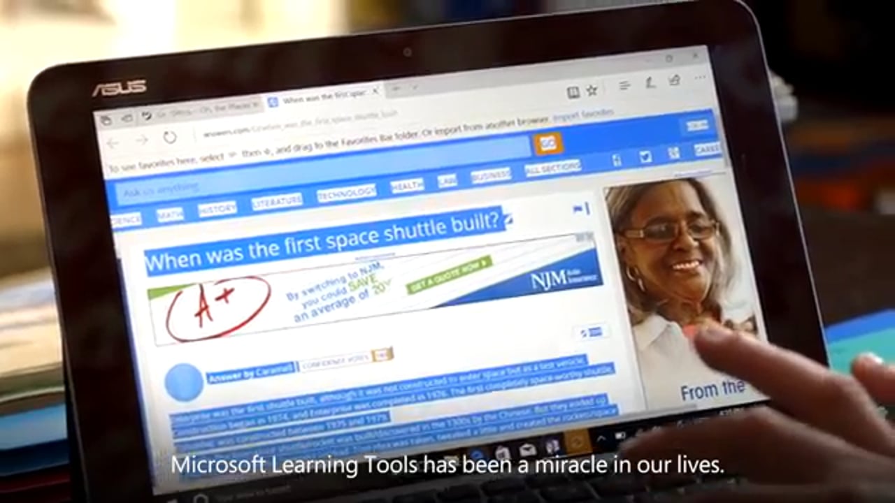 You are currently viewing Andrew reads for the first time with Microsoft Learning tools