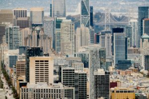 Read more about the article Generative AI Spurs Cloud Demand—and Competition